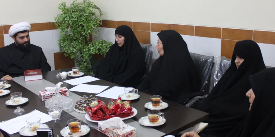 حضور مستمر مبلغان دینی در فضای دانشگاه و تشکیل هیاتهای مذهبی دانشجویی یک ضرورت است