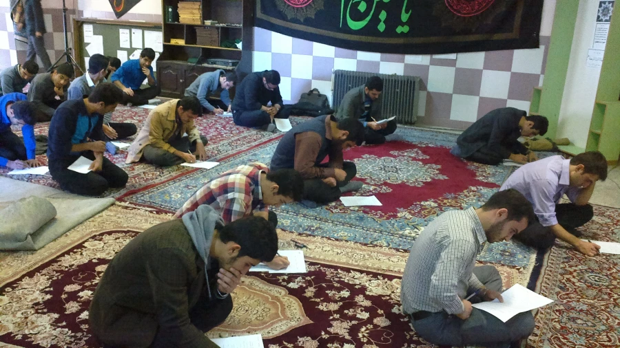 نفرات برتر مسابقه کتابخوانی