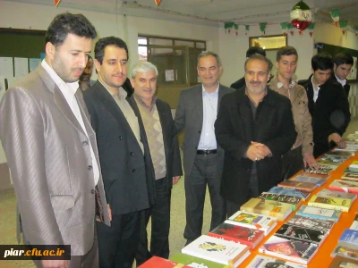 افتتاح  نمایشگاه کتاب در پردیس امام علی (ع)