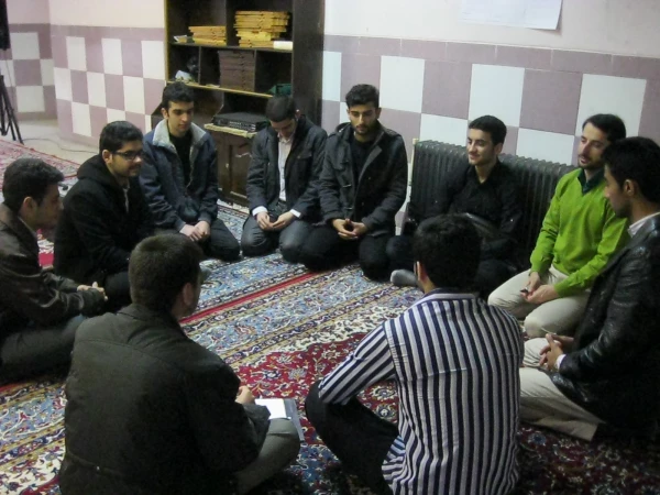 یازده پله زمین رفت به سمت ملکوت یک قدم مانده...