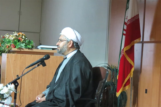 همایش راهکارهای ازدواج دانشجویی با حضور حجت الاسلام و المسلمین دهنوی