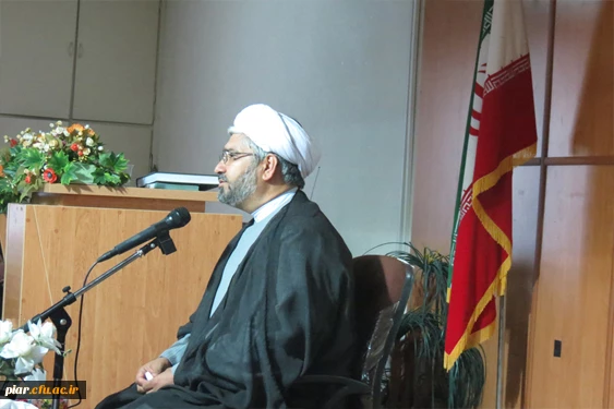 همایش راهکارهای ازدواج دانشجویی با حضور حجت الاسلام و المسلمین دهنوی