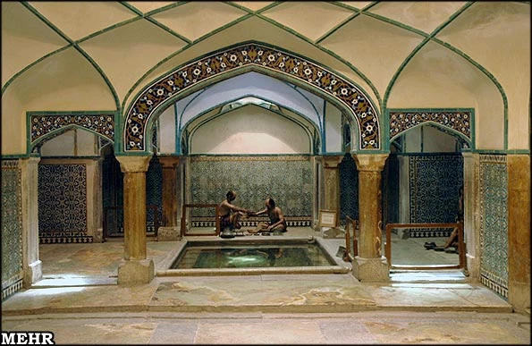 بازدید دانشجومعلمان پردیس امام علی (ع) از حمام گنجعلی خان