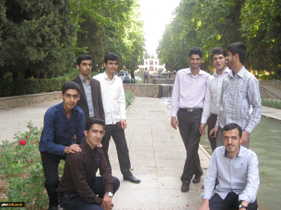 بازدید دانشجومعلمان پردیس امام علی (ع) گیلان  ازباغ شاهزاده ماهان کرمان