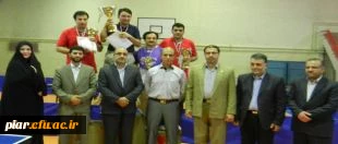 "قهرمان کسی است که بر نفس خود غلبه کند "پیامبر (ص)