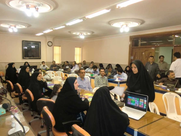 برگزاری همایش و کلاسهای فناوری اطلاعات برای مدیران پرتال پردیسهای کل کشور 2