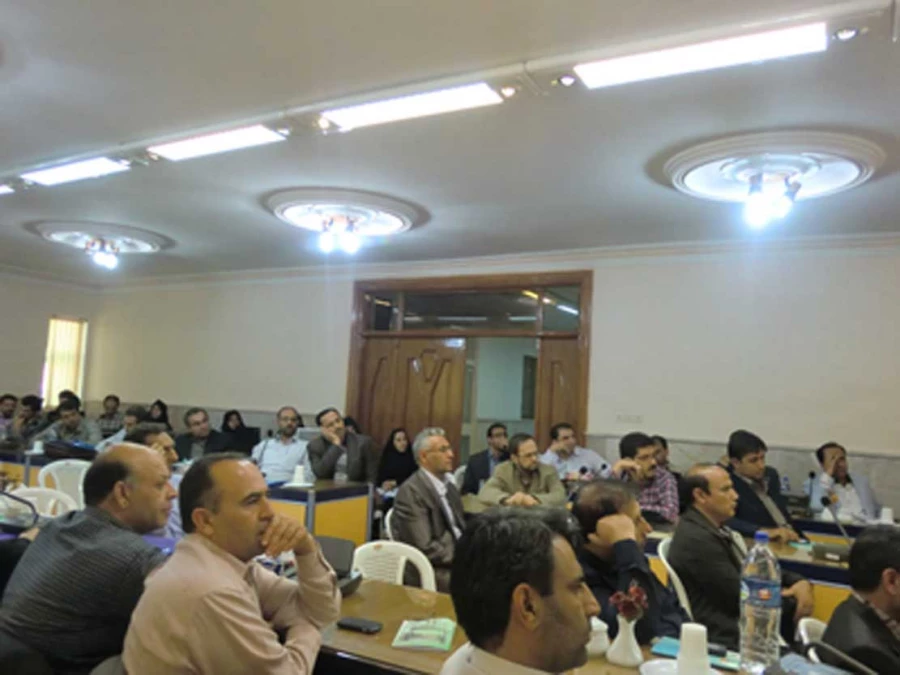 برگزاری همایش و کلاسهای فناوری اطلاعات برای مدیران پرتال پردیسهای کل کشور 5