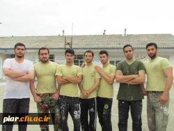 حضور یک جوان مؤمن و متدین  در یک مجموعه ى روستائى، در بین جوانان و مردم، مظهر مجسم آیه ى قرآن است.
                                                                                                                                      مقام معظم رهبری