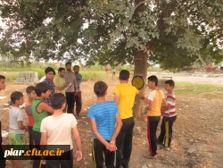 حضور یک جوان مؤمن و متدین  در یک مجموعه ى روستائى، در بین جوانان و مردم، مظهر مجسم آیه ى قرآن است.
                                                                                                                                      مقام معظم رهبری