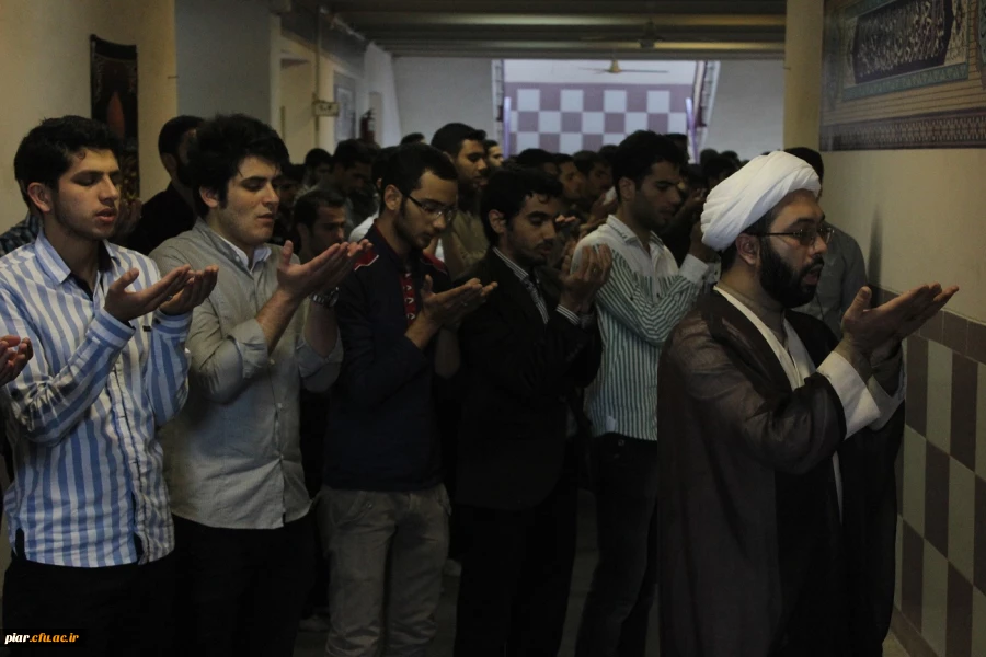 علیٌّ اَوَّلُ النّاسِ اِیماناً : حضرت علی علیه السّلام اوّلین کسی است که ایمان آورد