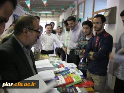 نمایش کتاب های اهدائی سازمان مرکزی به پردیس امام علی (ع) گیلان (برادران)