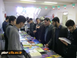 نمایش کتاب های اهدائی سازمان مرکزی به پردیس امام علی (ع) گیلان (برادران)
