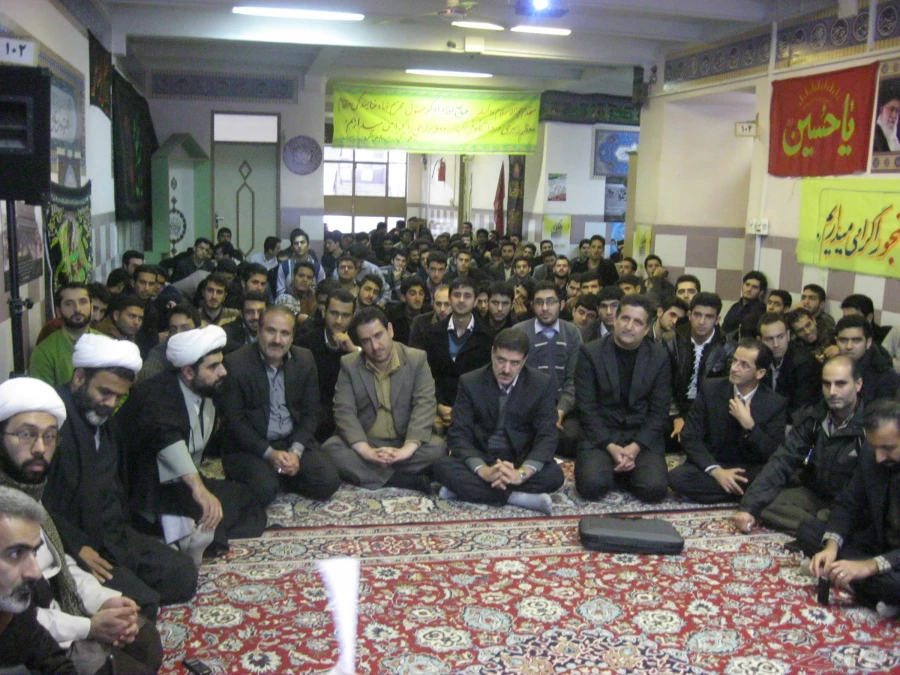 گرامیداشت روز دانشجو با حضور حجت الاسلام و المسلمین حاج آقا دادگر