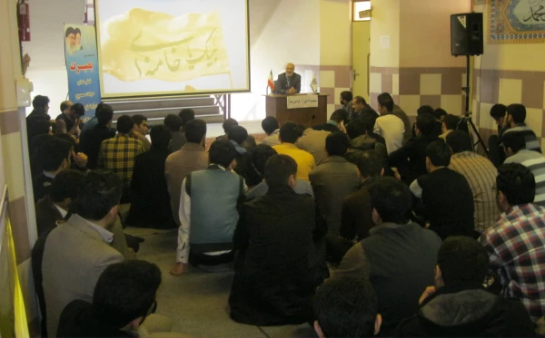 حماسه 8 دی؛ علم داری و بیرق داری گیلان