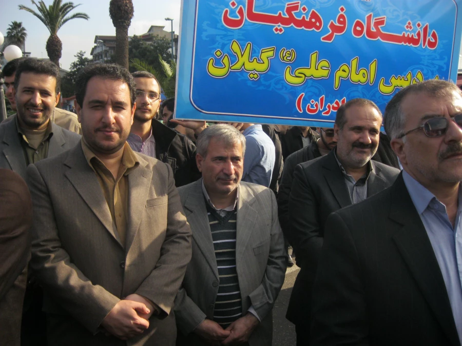 راهپیمایی 9 دی تجلی قدرت خدا و حرکتی ماندگار در تاریخ انقلاب است.مقام معظم رهبری(مدظله العالی)