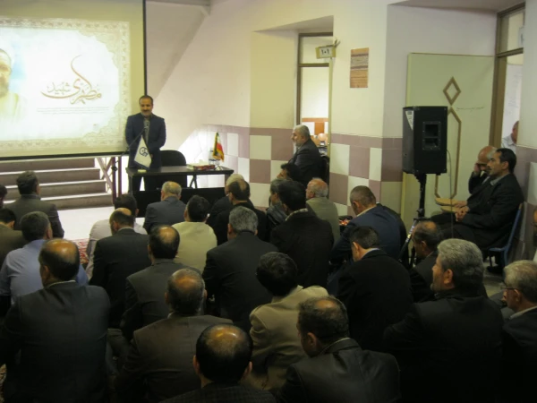 بزرگداشت هفته معلم با حضور دانشجویان ناپیوسته