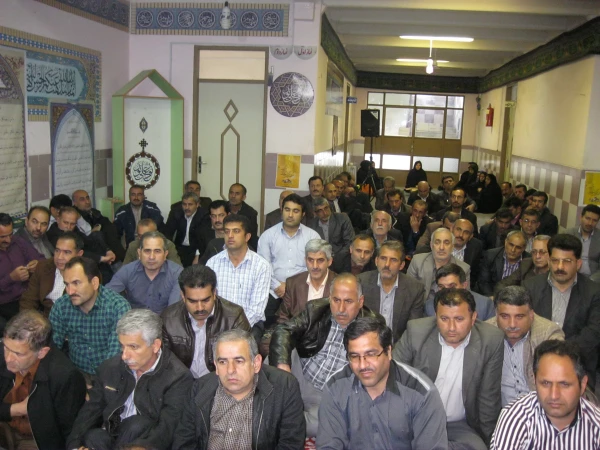 بزرگداشت هفته معلم با حضور دانشجویان ناپیوسته