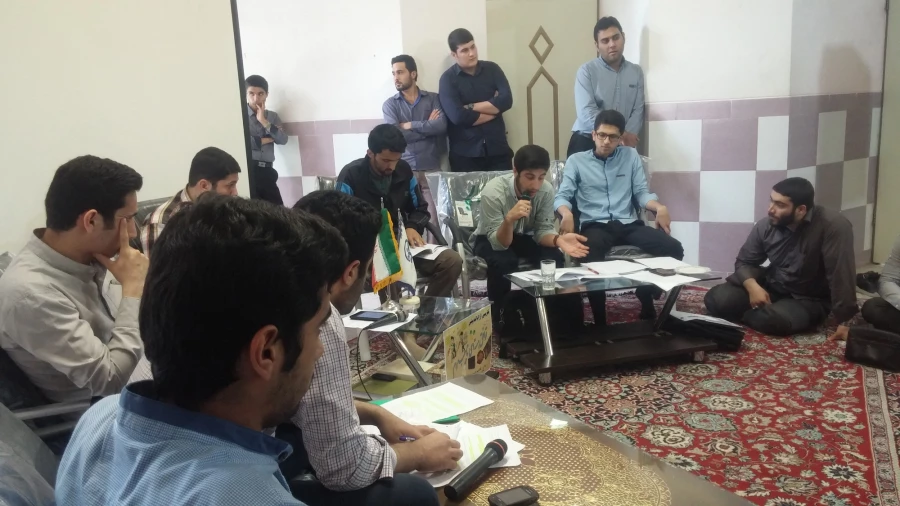 کرسی آزاد اندیشی "از توافق هسته ای تا جیب مردم"