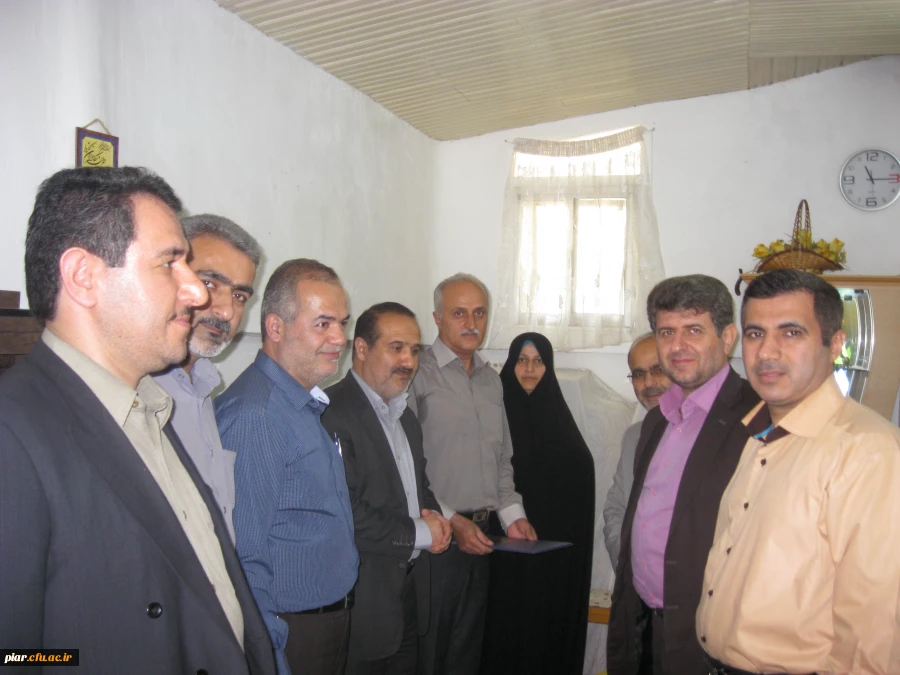 جانبازان شکوه زخم و تصویر گر ایمانند.