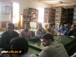 نشست صمیمی ،مسئولین کانون ها ،انجمن های علمی ،بسیج دانشجوئی ، شورای صنفی و هیأت مذهبی
با دکتر احد زاده