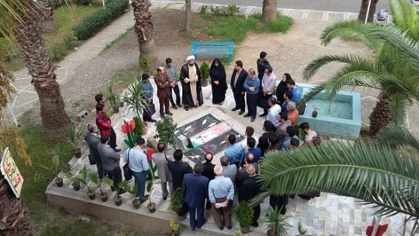 ادای احترام به مقام والای شهدای گمنام