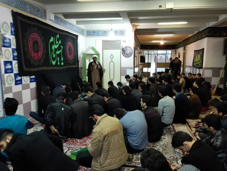 برپائی مراسم محرم در پردیس امام علی (ع)