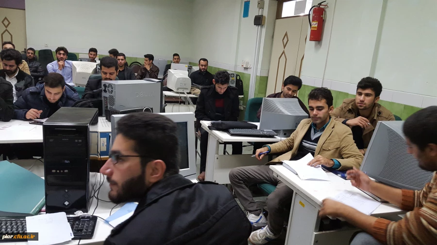 نشست صمیمی مدیر گروه علوم انسانی پردیس امام علی (ع) سرکار خانم حیدری با دانشجومعلمان