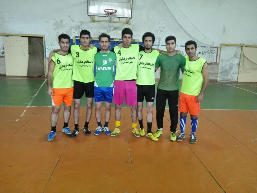 فینال مسابقات فوتسال پردیس ام علی (ع) به مناسبت 16آذر(روز دانشجو)