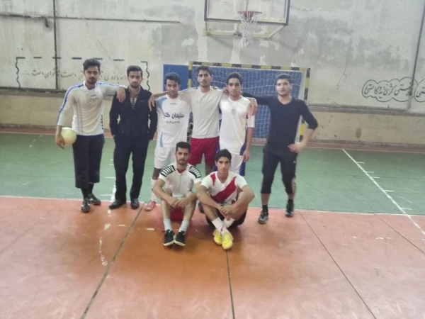 فینال مسابقات فوتسال پردیس ام علی (ع) به مناسبت 16آذر(روز دانشجو)