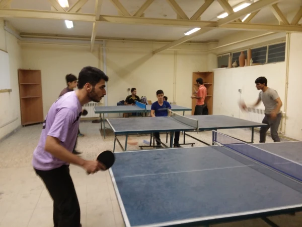 برگزاری مسابقه تنیس روی میز و اهداء جوایز