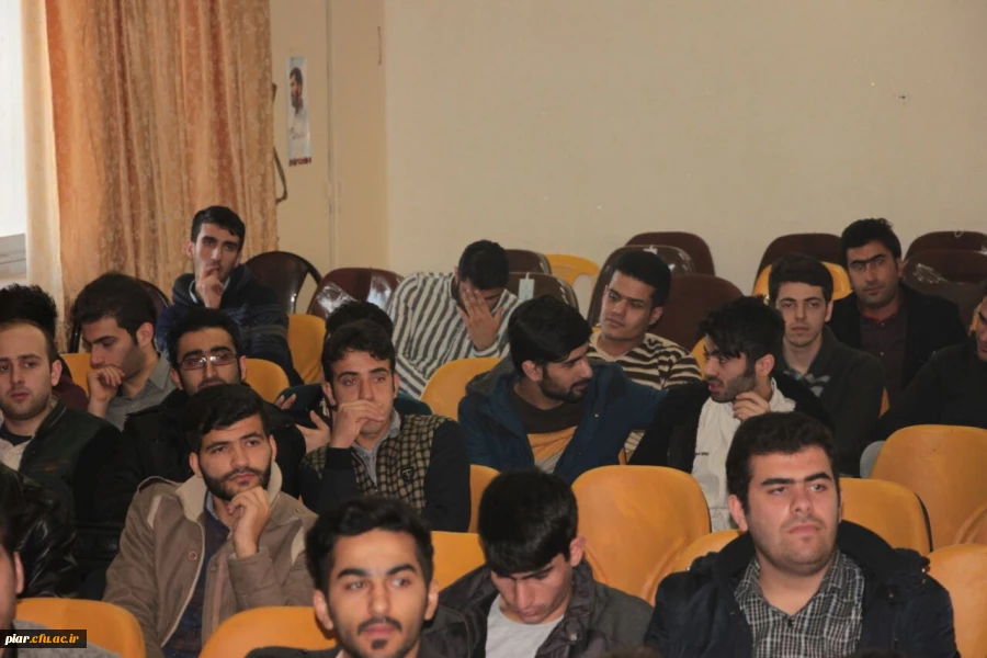 مناظره اساتید با موضوع اقتصاد مقاومتی