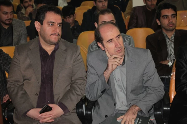 مناظره اساتید پیرامون اقتصاد مقاومتی