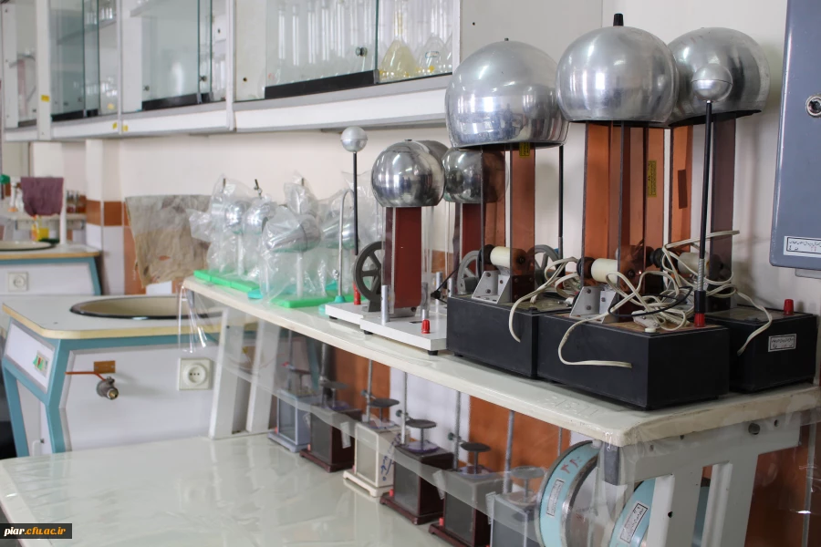 تجهیز و آماده سازی آزمایشگاه