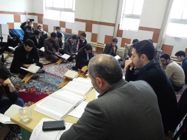 برگزاری آزمون های شفاهی بیست و ششمین جشنواره فرهنگی قرآ ن کریم پردیس امام علی (ع) گیلان