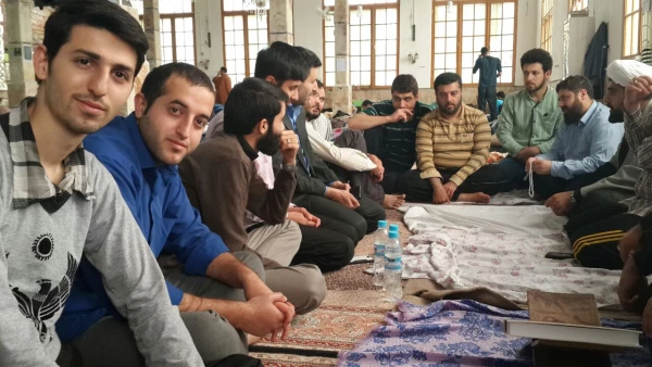 اعتکاف پرورش جسم و جان است