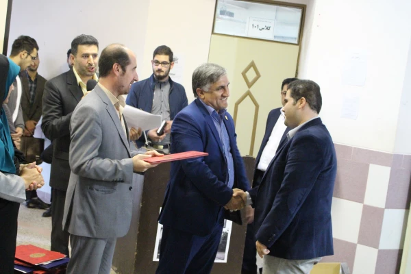 نشست پرسش و پاسخ با حضور دکتر قنبری معاون امور دانشجویی دانشگاه فرهنگیان