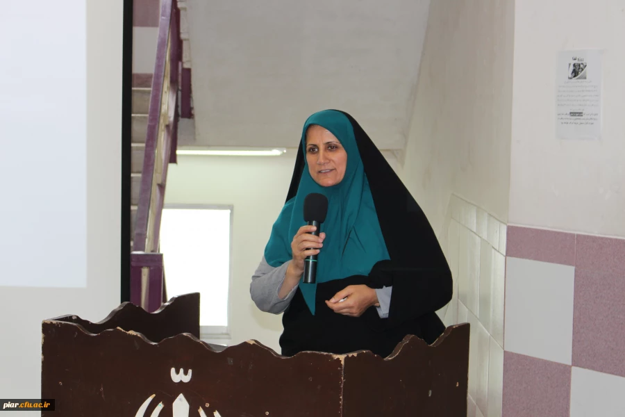 نشست پرسش و پاسخ با حضور دکتر قنبری معاون امور دانشجویی دانشگاه فرهنگیان