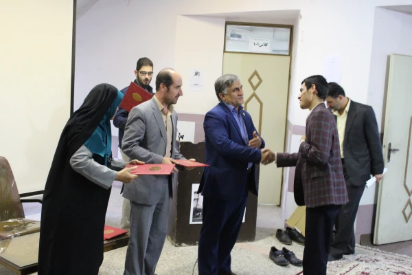 نشست پرسش و پاسخ با حضور دکتر قنبری معاون امور دانشجویی دانشگاه فرهنگیان