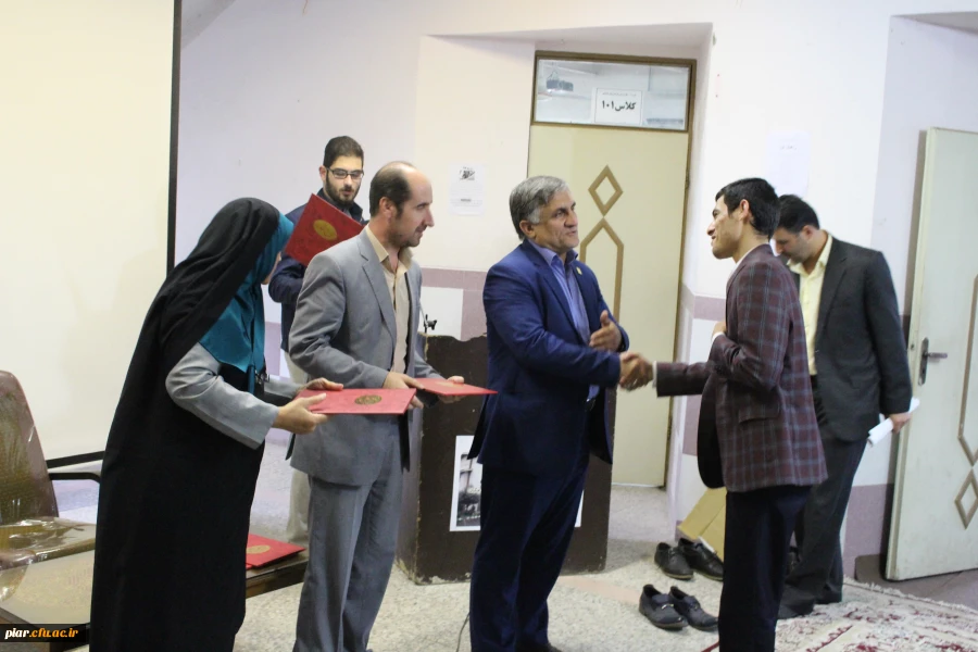 نشست پرسش و پاسخ با حضور دکتر قنبری معاون امور دانشجویی دانشگاه فرهنگیان