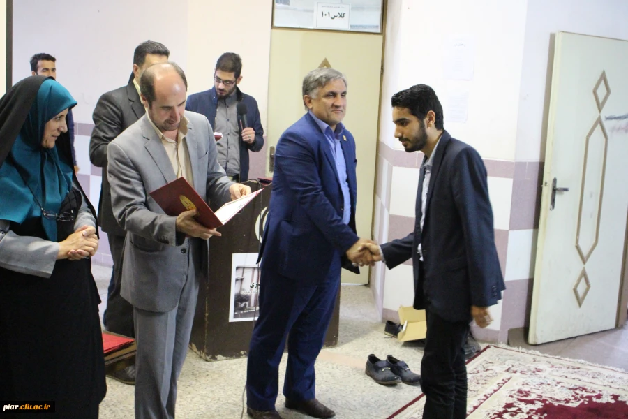 نشست پرسش و پاسخ با حضور دکتر قنبری معاون امور دانشجویی دانشگاه فرهنگیان