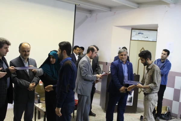 نشست پرسش و پاسخ با حضور دکتر قنبری معاون امور دانشجویی دانشگاه فرهنگیان