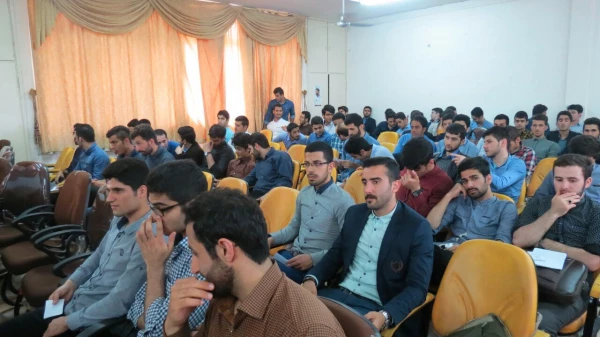 همایش اقتصاد مقاومتی  و سبک زندگی با حضور دکتر محمد دوستدار