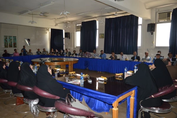 برگزاری پانزدهمین جلسه هم اندیشی اساتید با موضوع اندیشه های امام (ره)