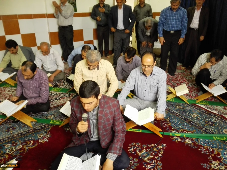 قرائت ترتیل روزانه یک جزء قرآن کریم