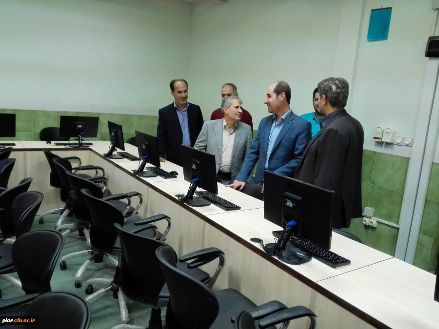 بازدید جناب آقای دکتر احدزاده مدیریت امور پردیس های استان گیلان از پردیس امام علی (ع)