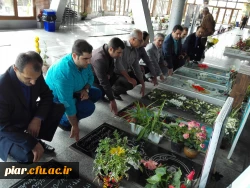 حضور اساتید ،کارکنان و دانشجویان پردیس امام علی (ع) در گلباران مزار شهدا