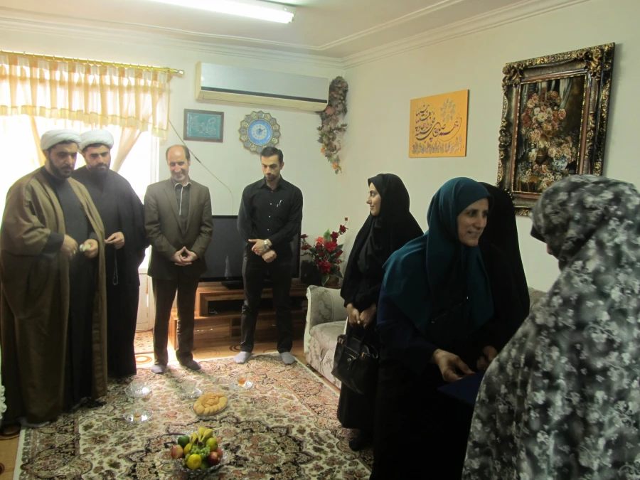 دیدار فعالین فرهنگی دانشگاه فرهنگیان با خانواده شهید مدافع حرم حامد کوچک زاده