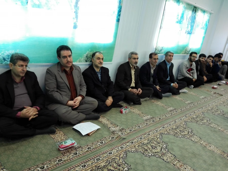 نشست صمیمی مسئولان پردیس امام علی (ع) در جلسه پرسش و پاسخ دانشجومعلمان
