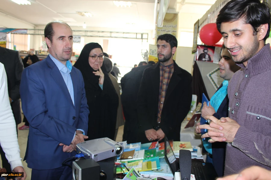 افتتاح نمایشگاه دستاوردهای اساتید،دانشجویان دانشگاه فرهنگیان به مناسبت هفته پژوهش