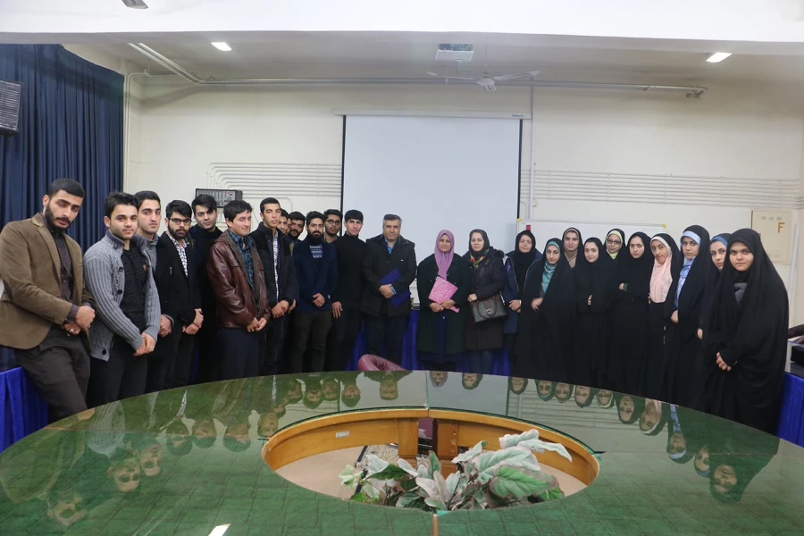 کارگاه استانی جامعه شناختی و تاثیرات صنعت گردشگری به توسعه منطقی استان گیلان